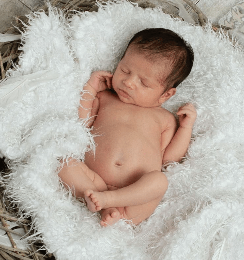 sesión newborn natural en Córdoba bebé